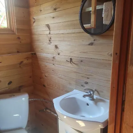 Noclegi Nowe Warpno * נובה וארפנו